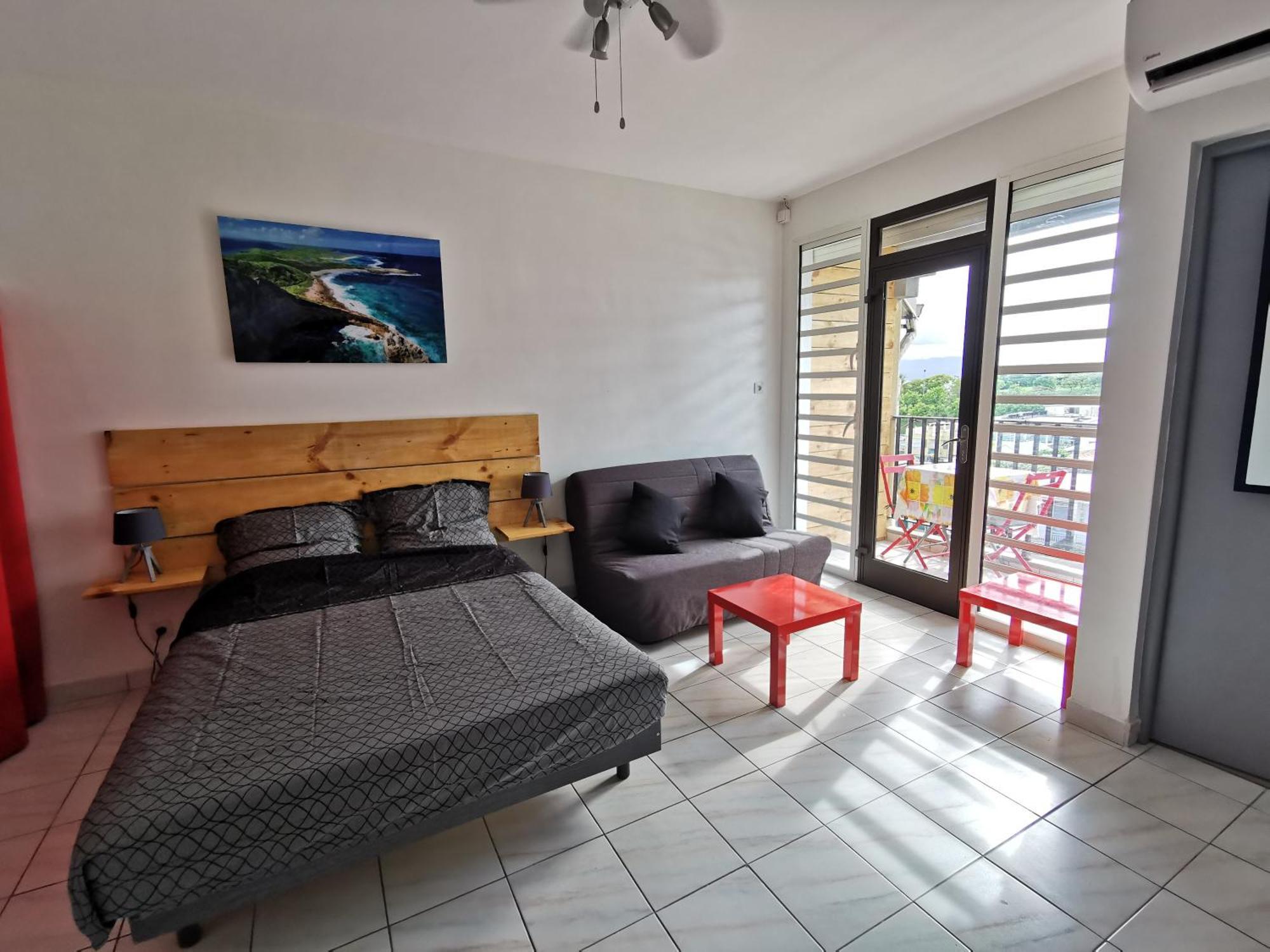 Appartement Vue Mer Et Montagne A 100M De La Plage Le Gosier  Eksteriør bilde